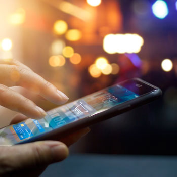 Redes sociales y apps móviles